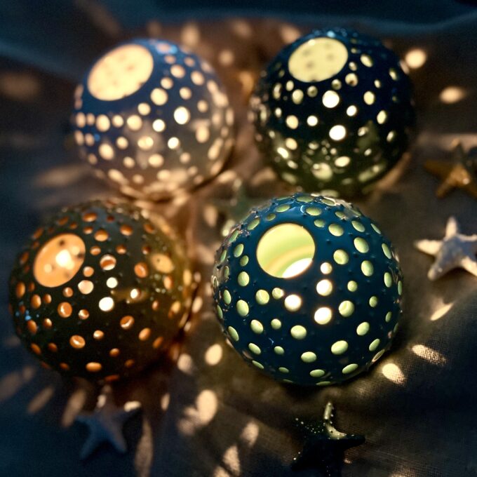 Photophore oursin en céramique artisanale