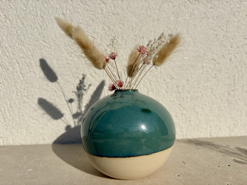 Soliflore vert en céramique artisanale