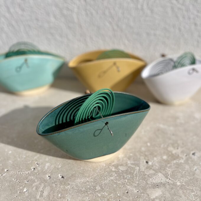 Porte spirale anti-moustique en céramique artisanale